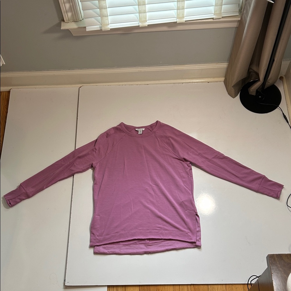 Athleta Women's Pink Sweatshirt